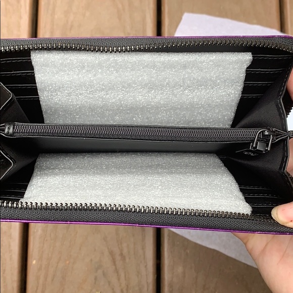 NWT Eric Javits Purple Wallet - Picture 2 of 6